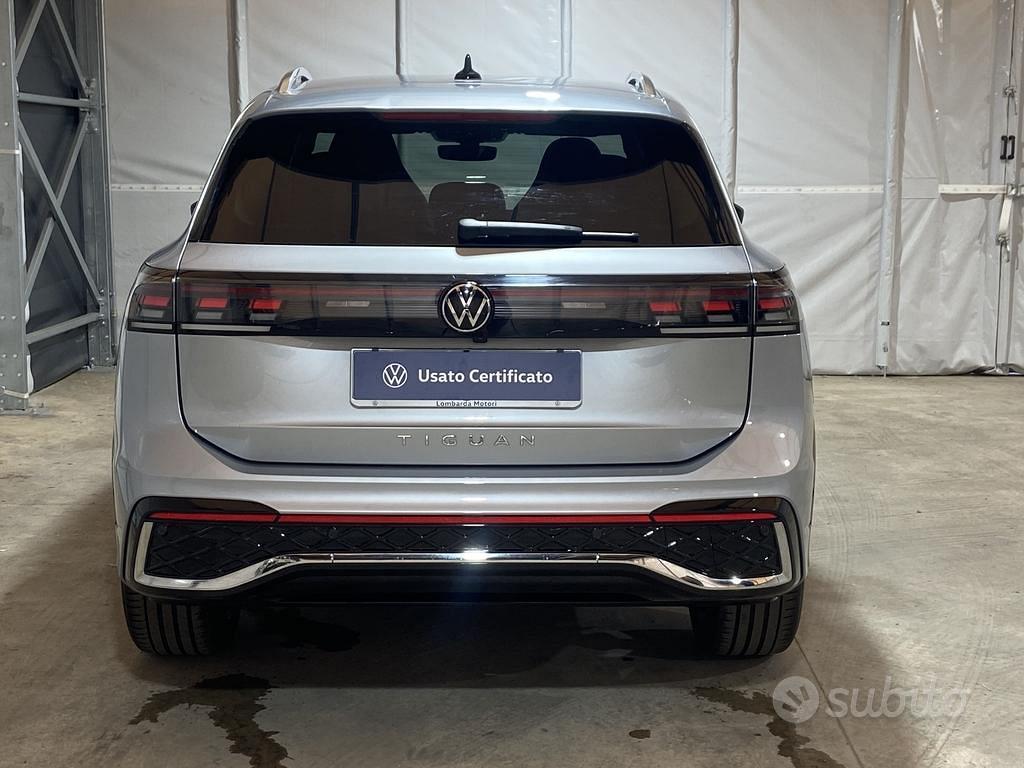 Volkswagen Tiguan 2.0 tdi R-Line 150cv dsg