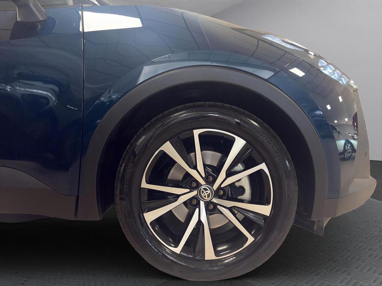 Toyota C-HR 2.0 phev Trend fwd e-cvt