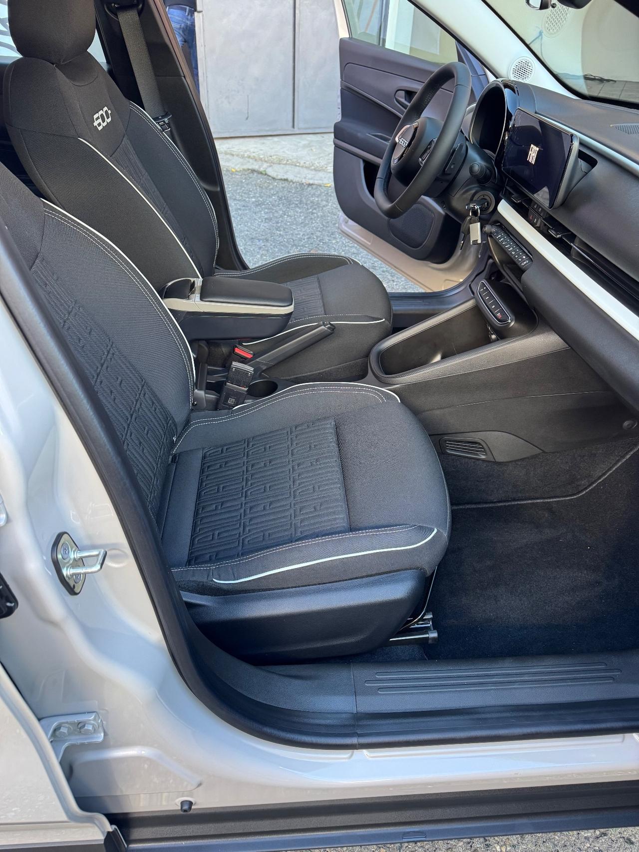 Fiat 600 Hybrid 100 CV DCT MHEV