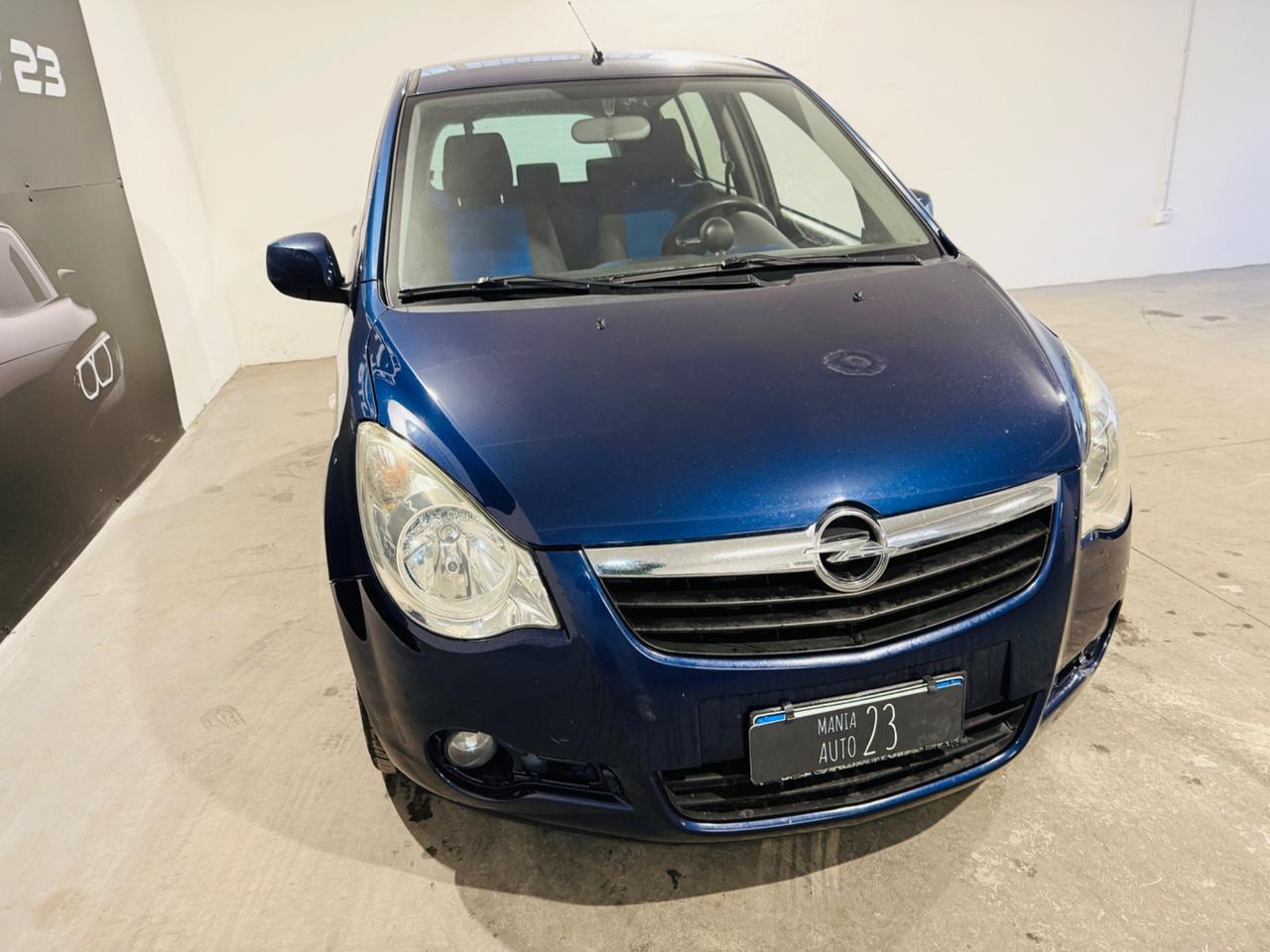 OPEL AGILA*1.2 AUTOMATICA*86 CV*NEOPATENTATI*