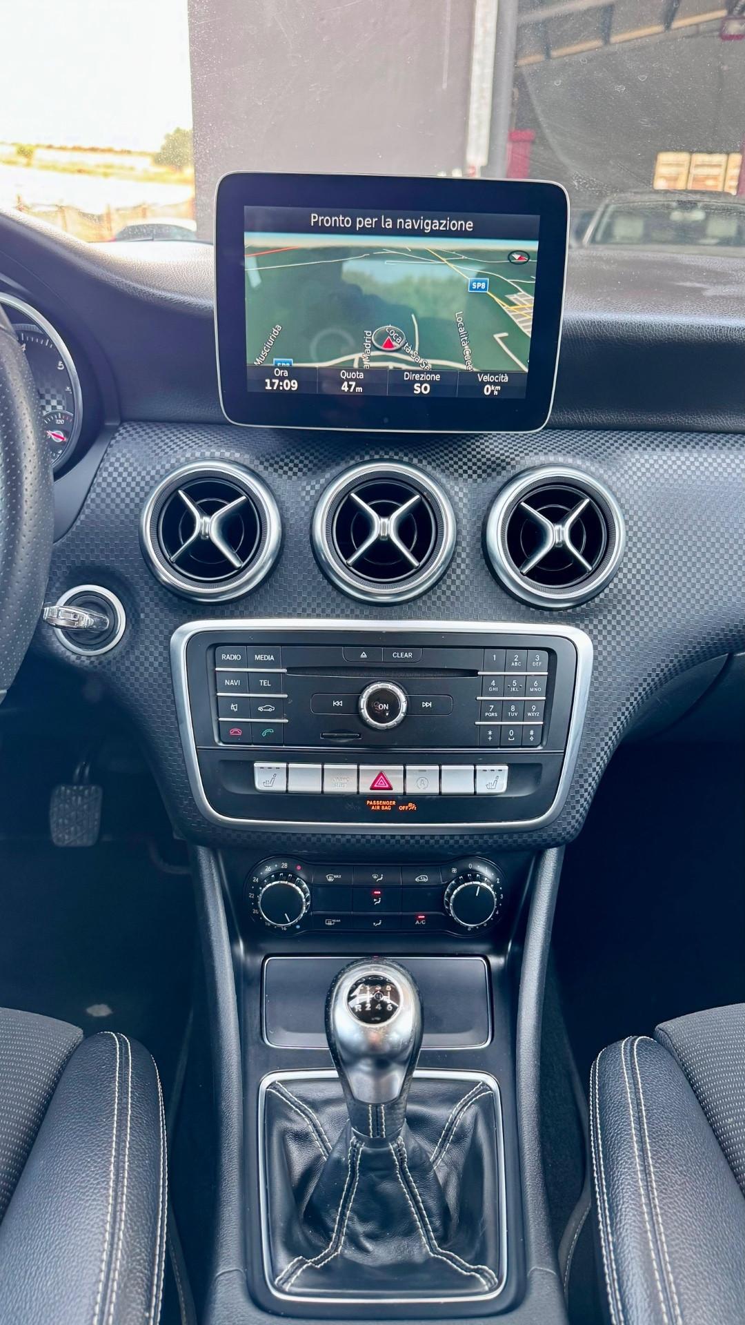 Mercedes-benz A 180 d Premium