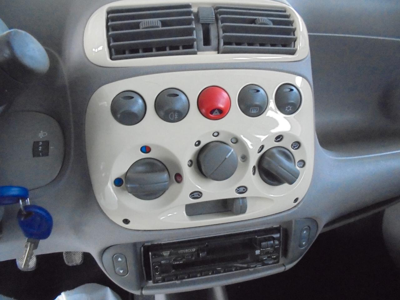 Fiat 600 1.1 50th Anniversary CLIMA ABS SERVOSTERZO