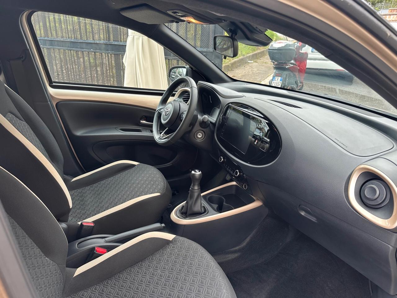 Toyota Aygo X 1.0 Trend 04/24 KM.16024