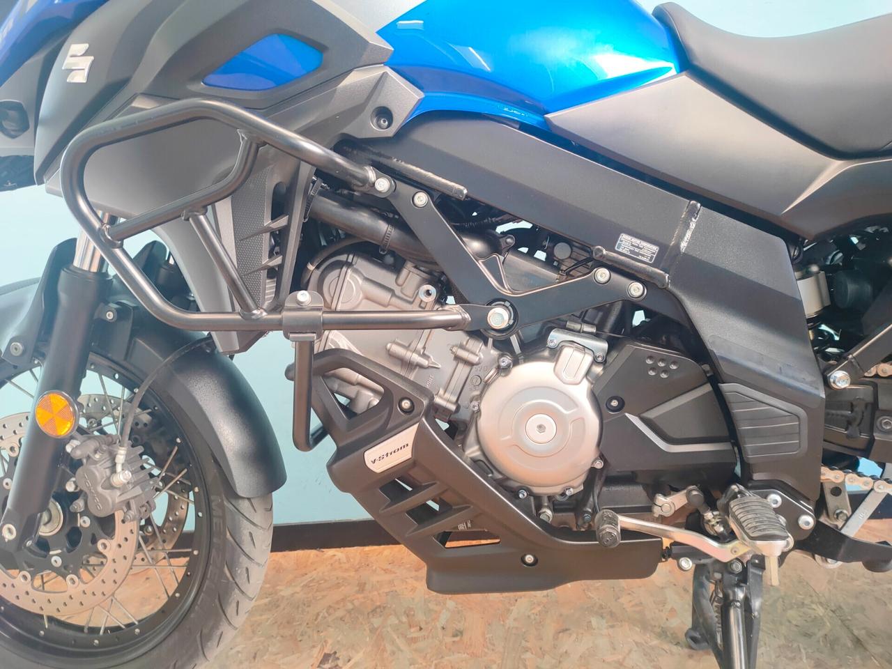 Suzuki V-Strom 650 XT - Tris bauletti