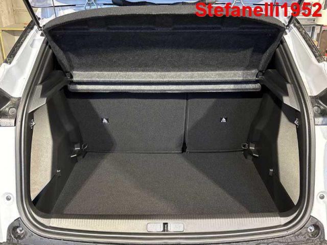 PEUGEOT 2008 1.2 hybrid Style 136cv e-dcs6