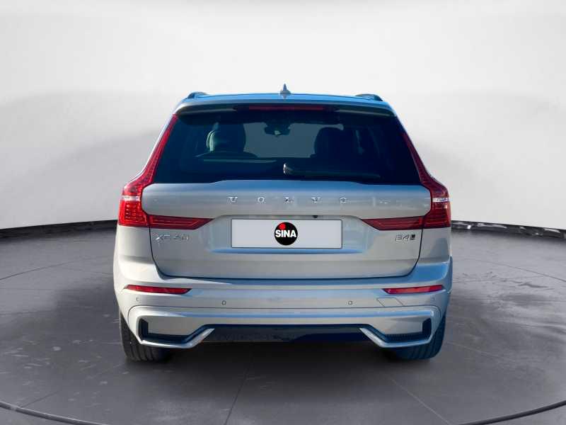 VOLVO XC60 2.0 b4 R-design awd auto