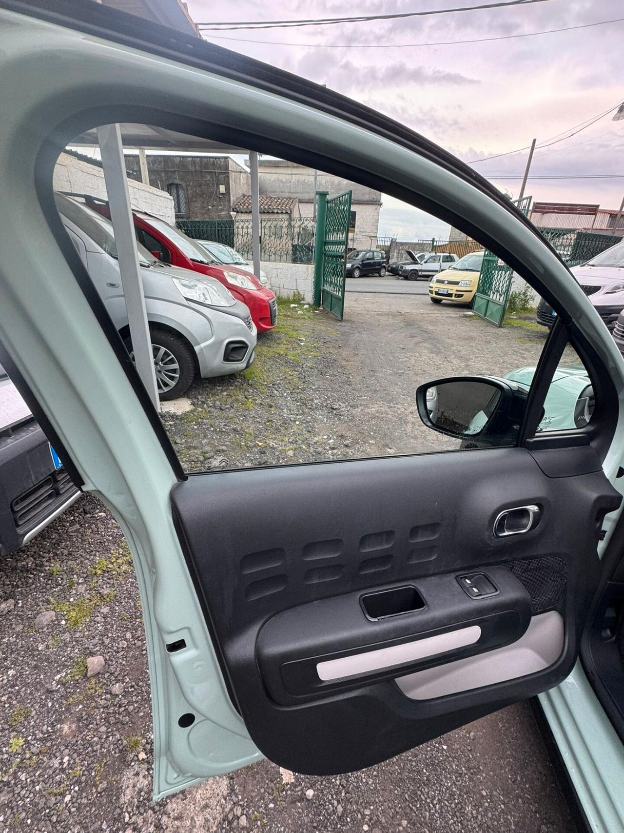 Citroen C3 PureTech 82 S&S Uptown