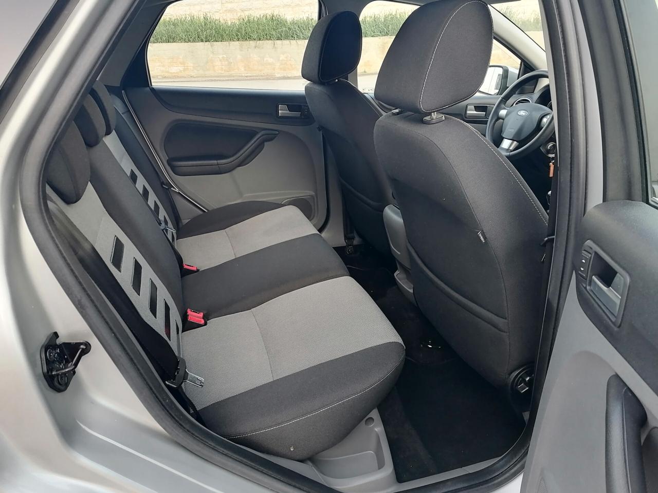 Ford Focus 1.6 TDCi (90CV) 5p. Tit. 2009