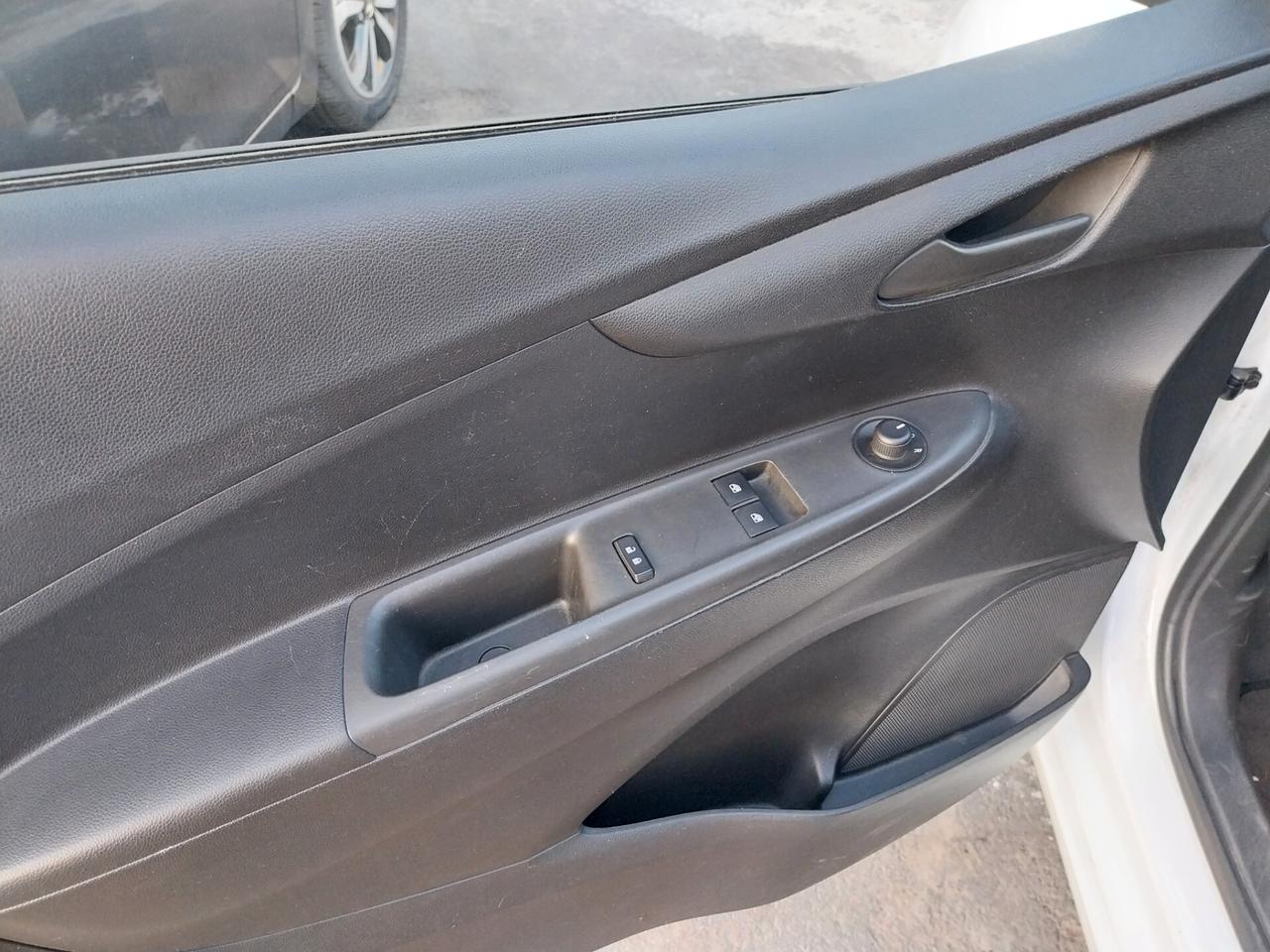OPEL KARL 1.0 BENZINA UNICOPROPRIETARIO 2015