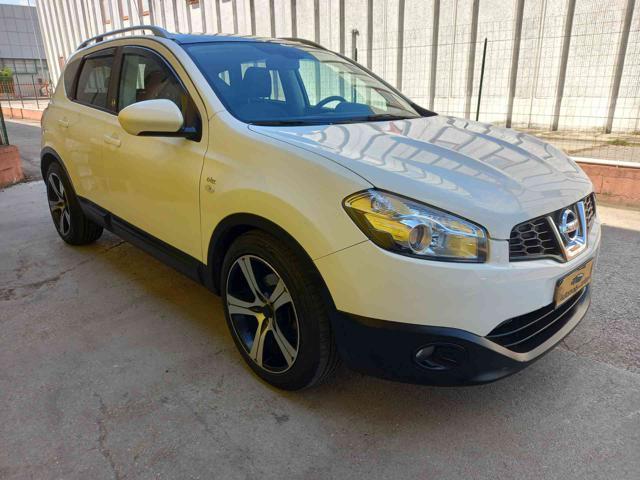 NISSAN Qashqai 2.0 dCi DPF Visia 4x4 tetto panoramico