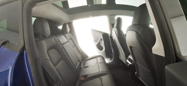 TESLA Model Y Long Range Dual Motor AWD - Autopilot avanzato