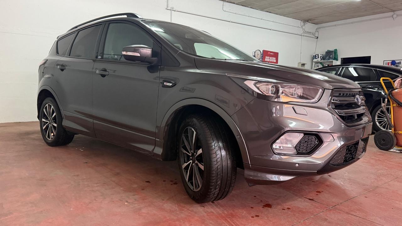 Ford Kuga 1.5 EcoBoost 150 CV S&S 2WD ST-Line