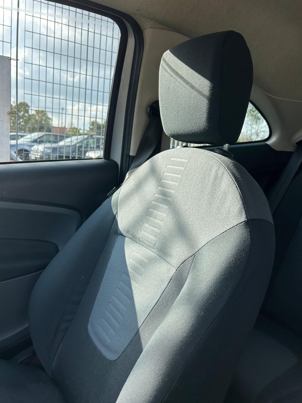 Ford Ka 1.2 8V 69CV-2010