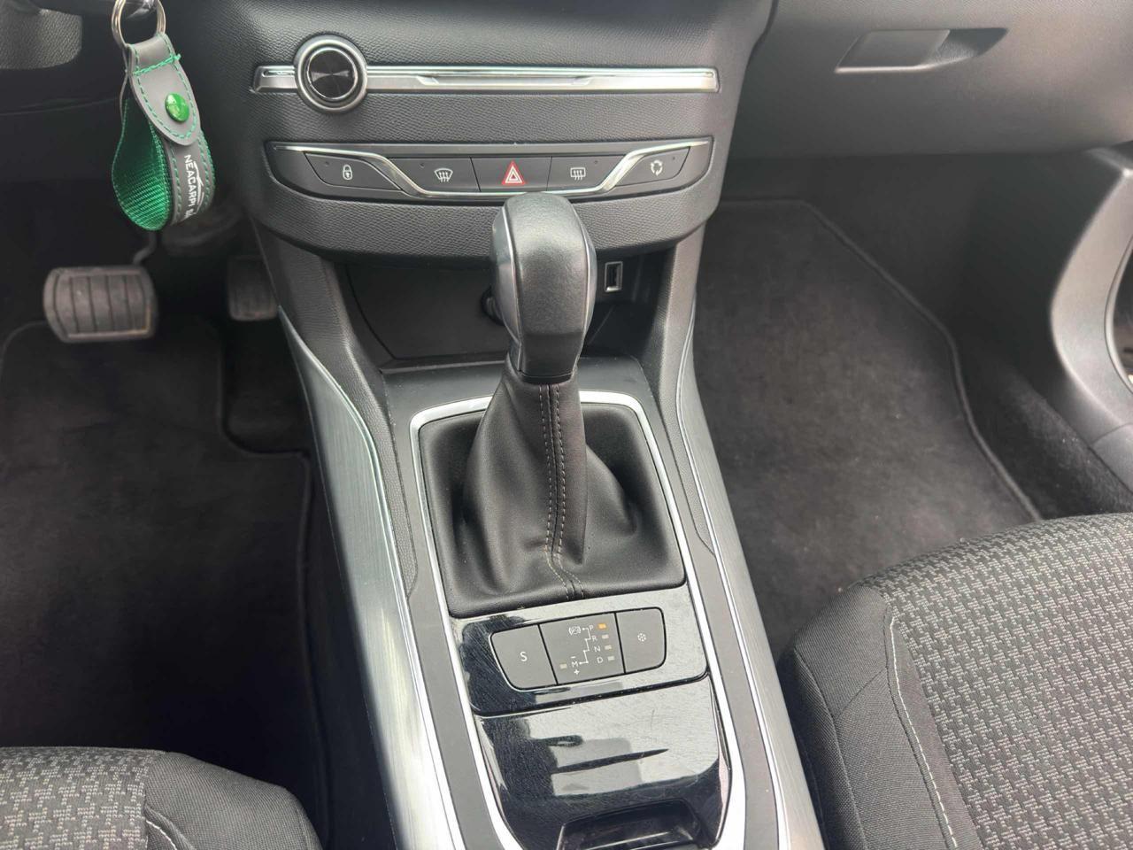 Peugeot 308 B.HDi 130 CV EAT6 SW-NAVI-SENSORI ANT/POST-E6D-