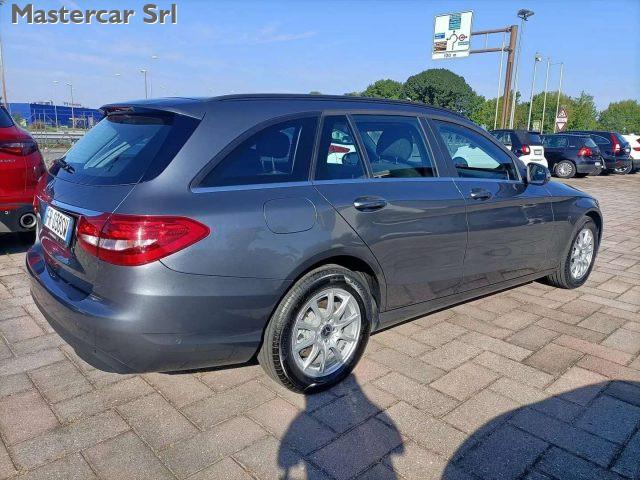 MERCEDES-BENZ C 200 C SW 200d Business auto, targa FR038SW, iva espost