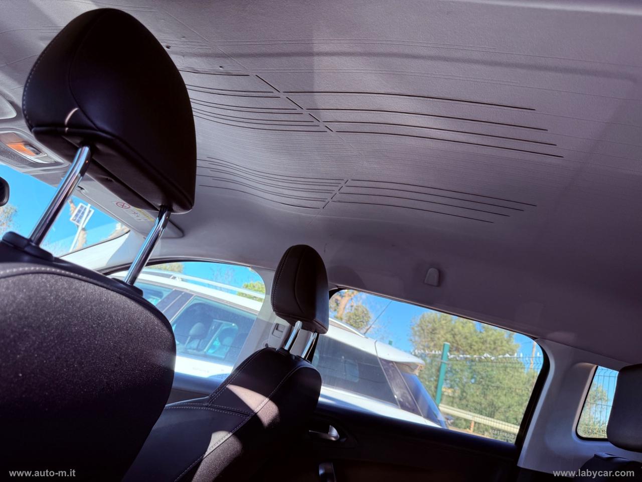 PEUGEOT 2008 BlueHDi 100 Allure