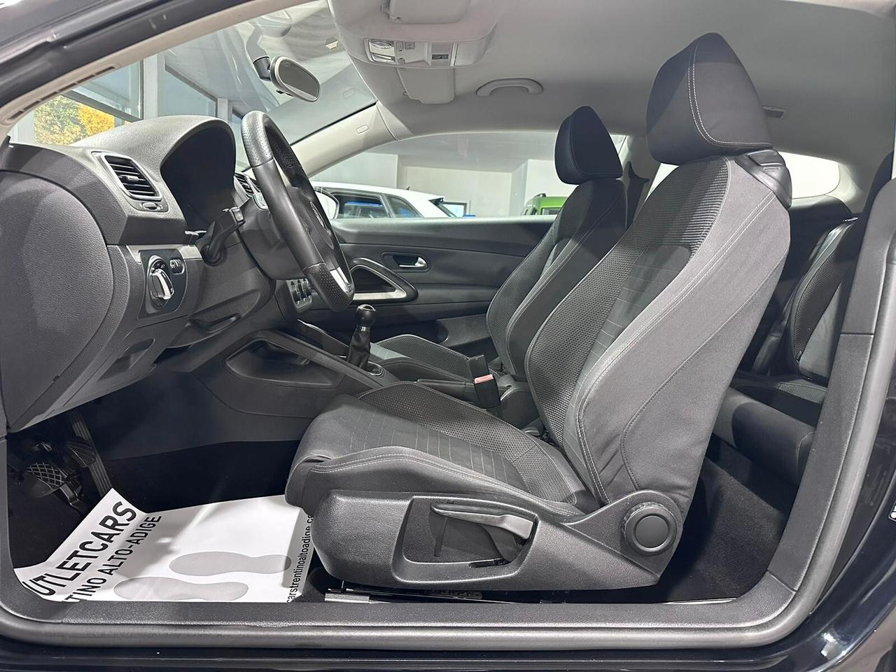 VOLKSWAGEN SCIROCCO 2.0 TDI 140CV