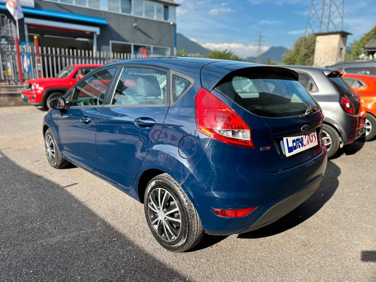 Ford Fiesta 1.4 TDCi 70CV 5 porte Titanium neopatentati