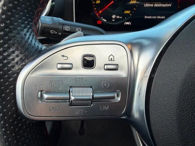 Mercedes-benz A 180 d AMG Premium