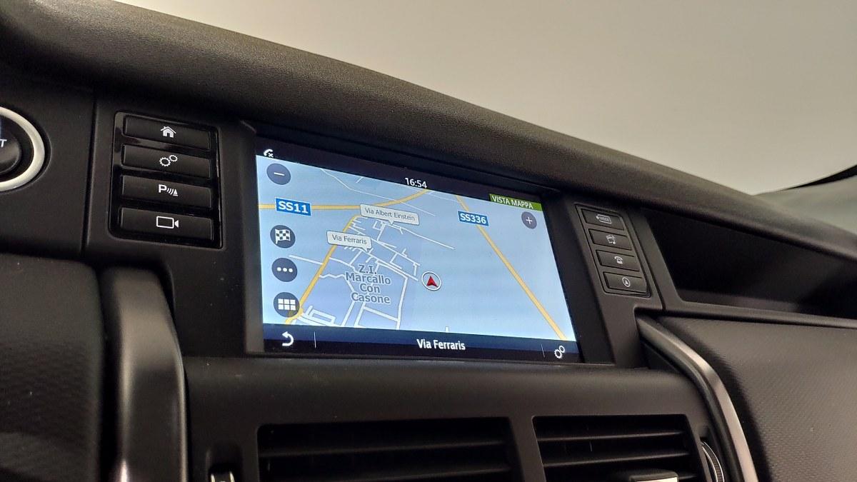 LAND ROVER Discovery Sport SOLO PER COMMERCIANTI AUTO SENZA GARANZIA