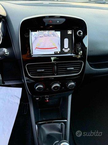 RENAULT Clio dCi 8V 75 CV 5 porte Moschino Life