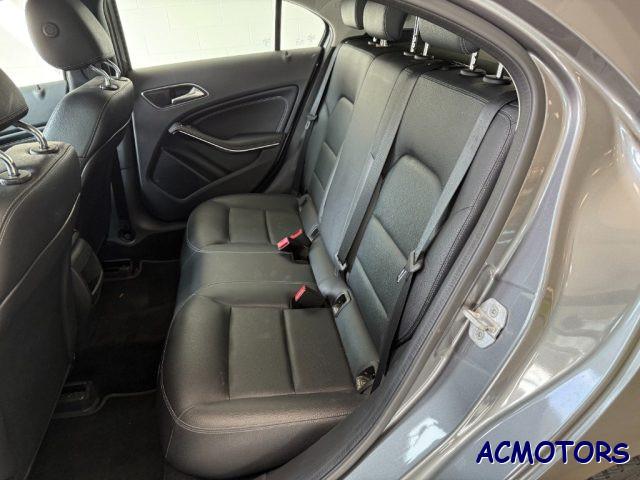 MERCEDES-BENZ A 180 d Sport