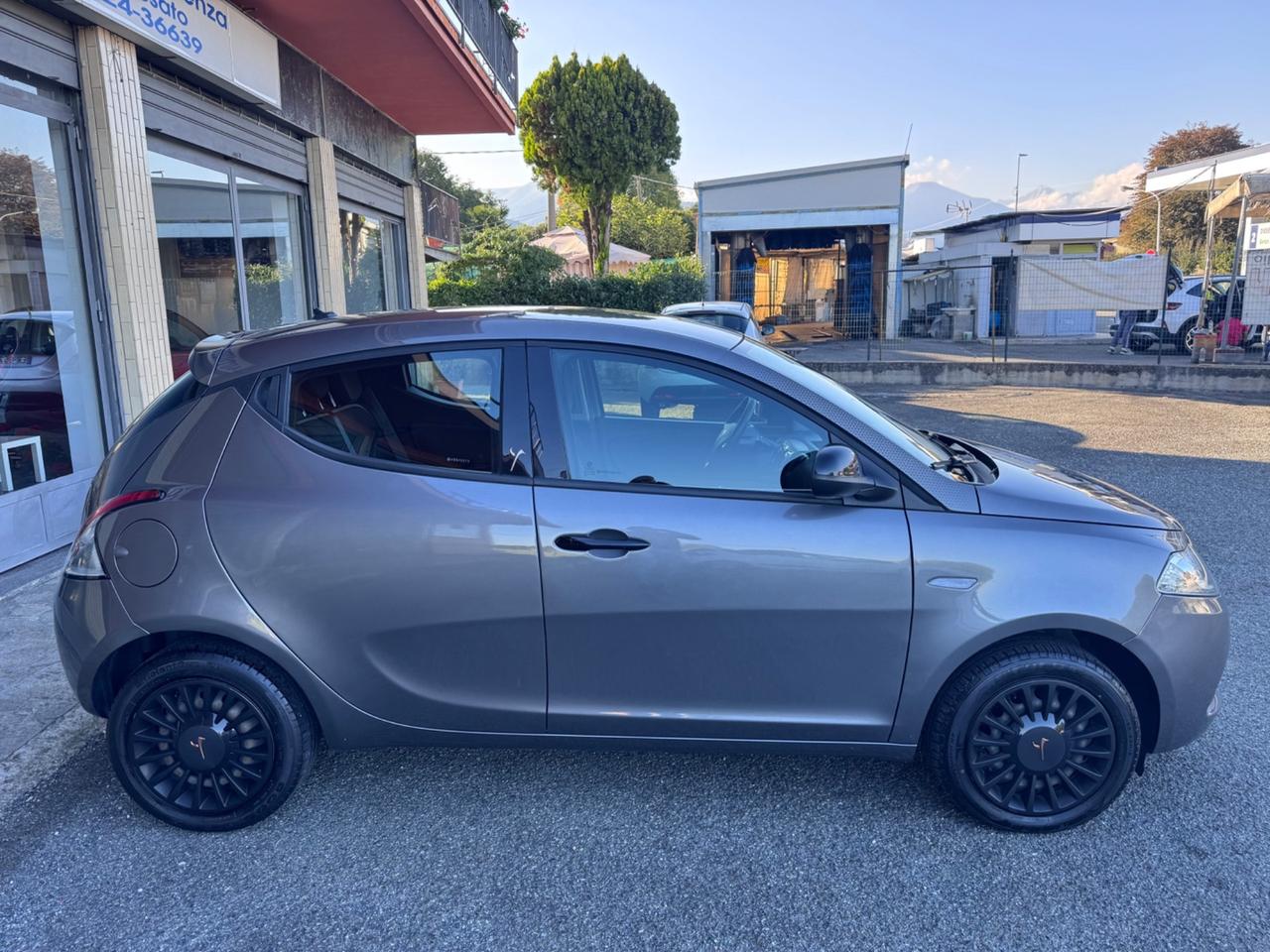 Lancia Ypsilon 1.2 69 CV GPL Monogram