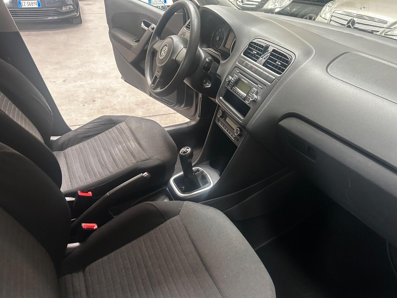 Volkswagen Polo 1200 benzina neopatentati