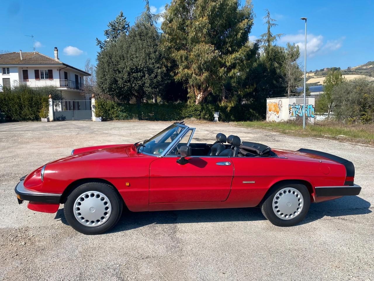 Alfa Romeo Spider DUETTO TARGA ORO