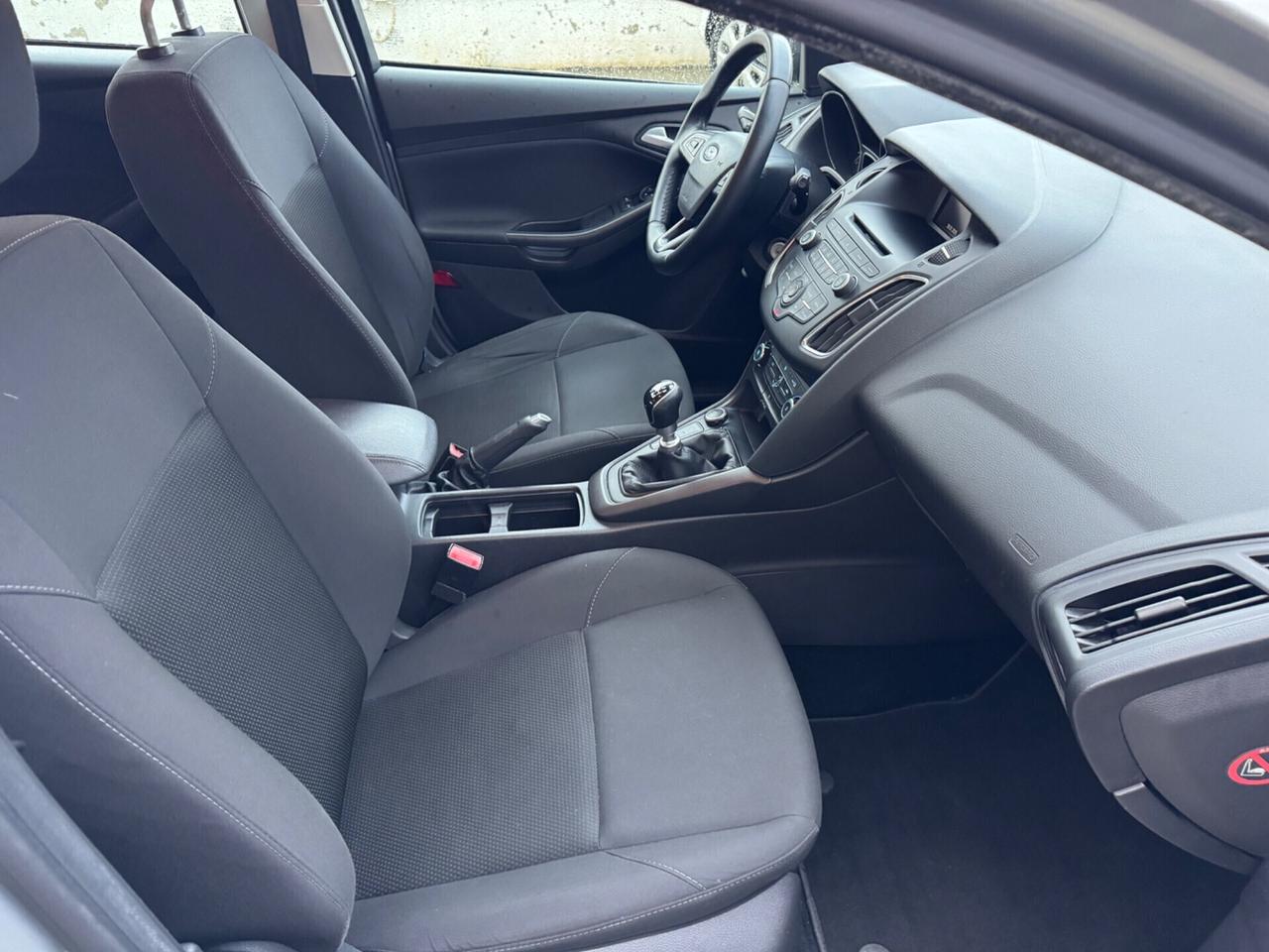 Ford Focus 1.5 TDCi 120 CV -151.000 KM-