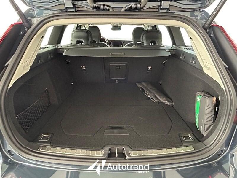 Volvo V60 B4 197+14 CV Mild Hybrid Diesel Automatico Core