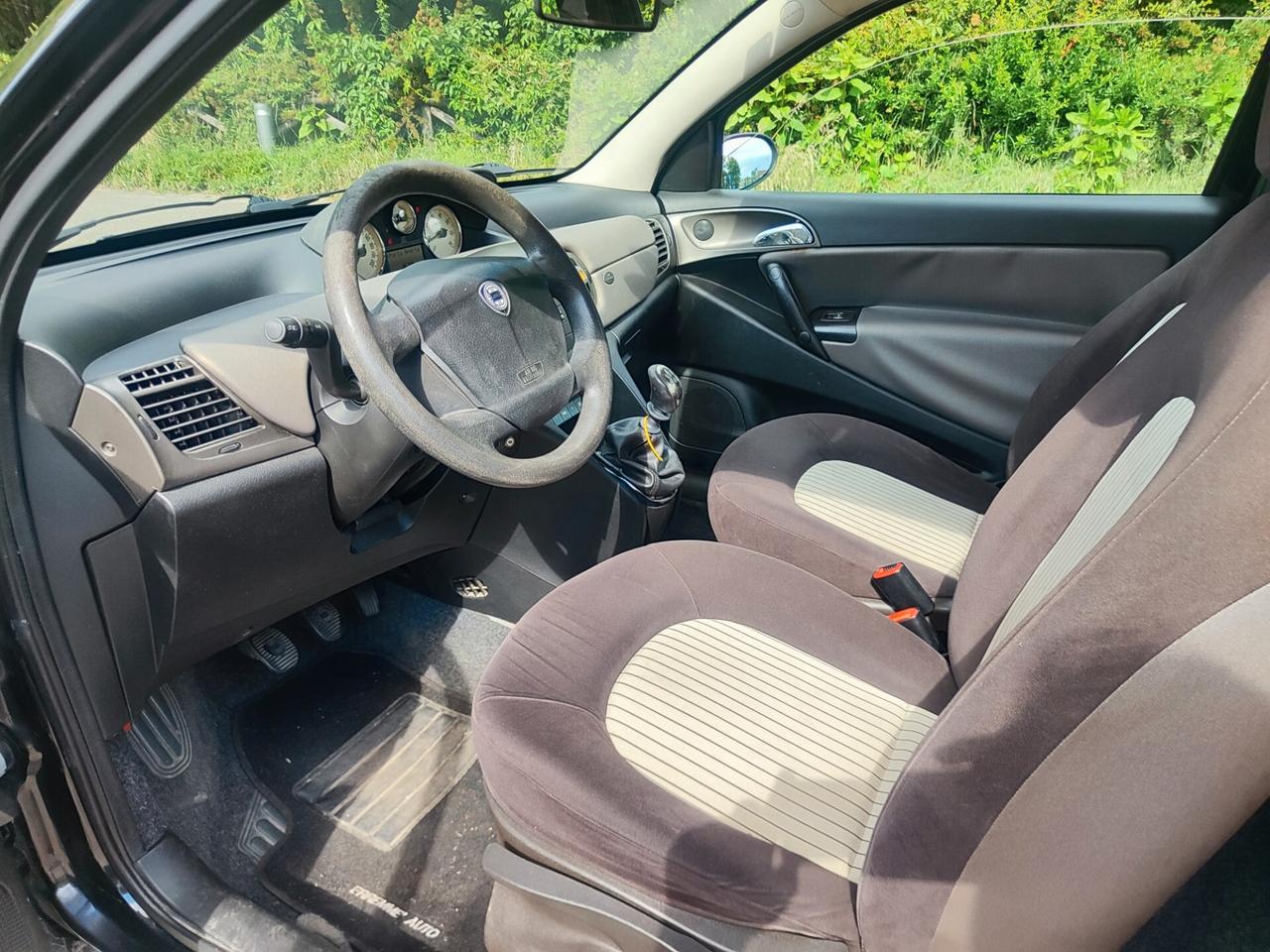 Lancia Ypsilon 1.2 Oro