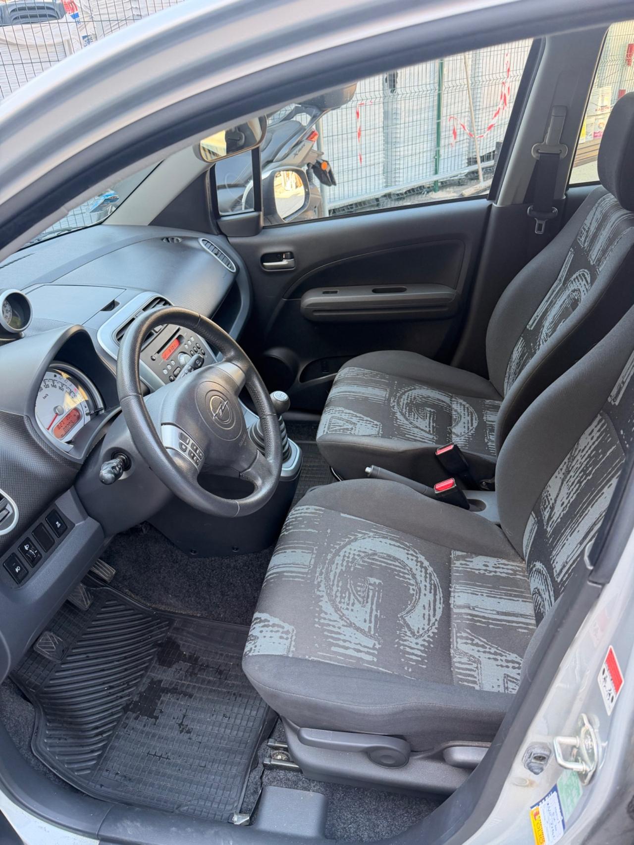 OPEL AGILA 1.0 NEOPATENTATI KM 88 MILA !!
