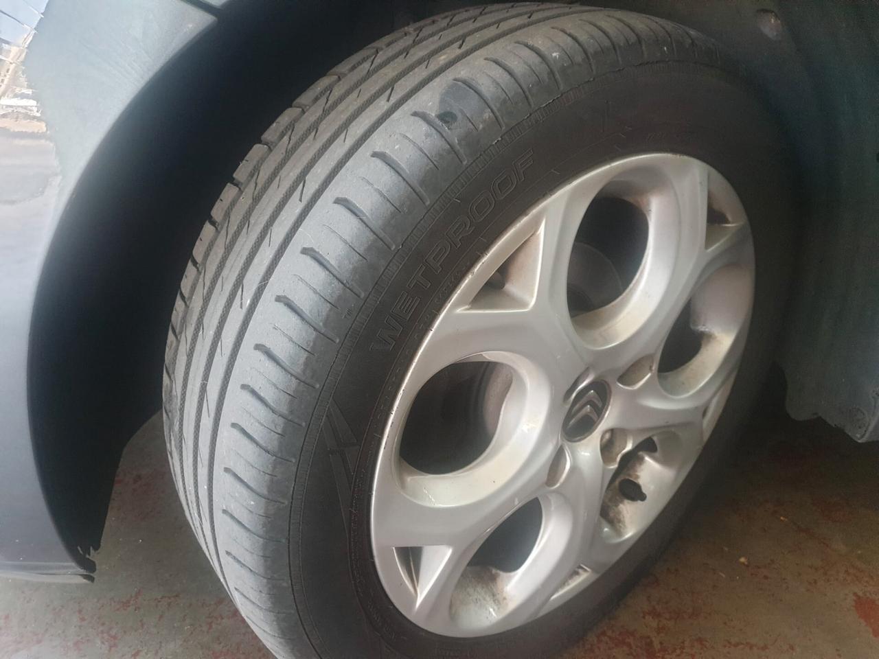 Citroen C3 1.4 Exclusive pochi chilometri! uni pro!