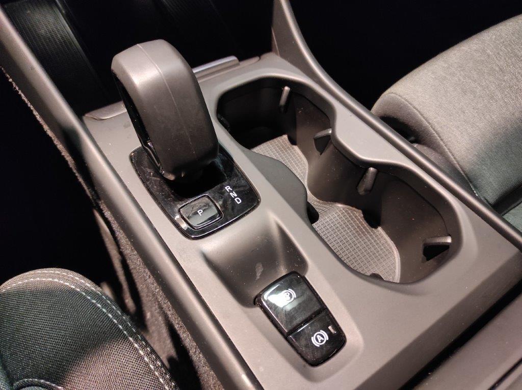 VOLVO XC40 (2017-->) - XC40 B3 automatico Core