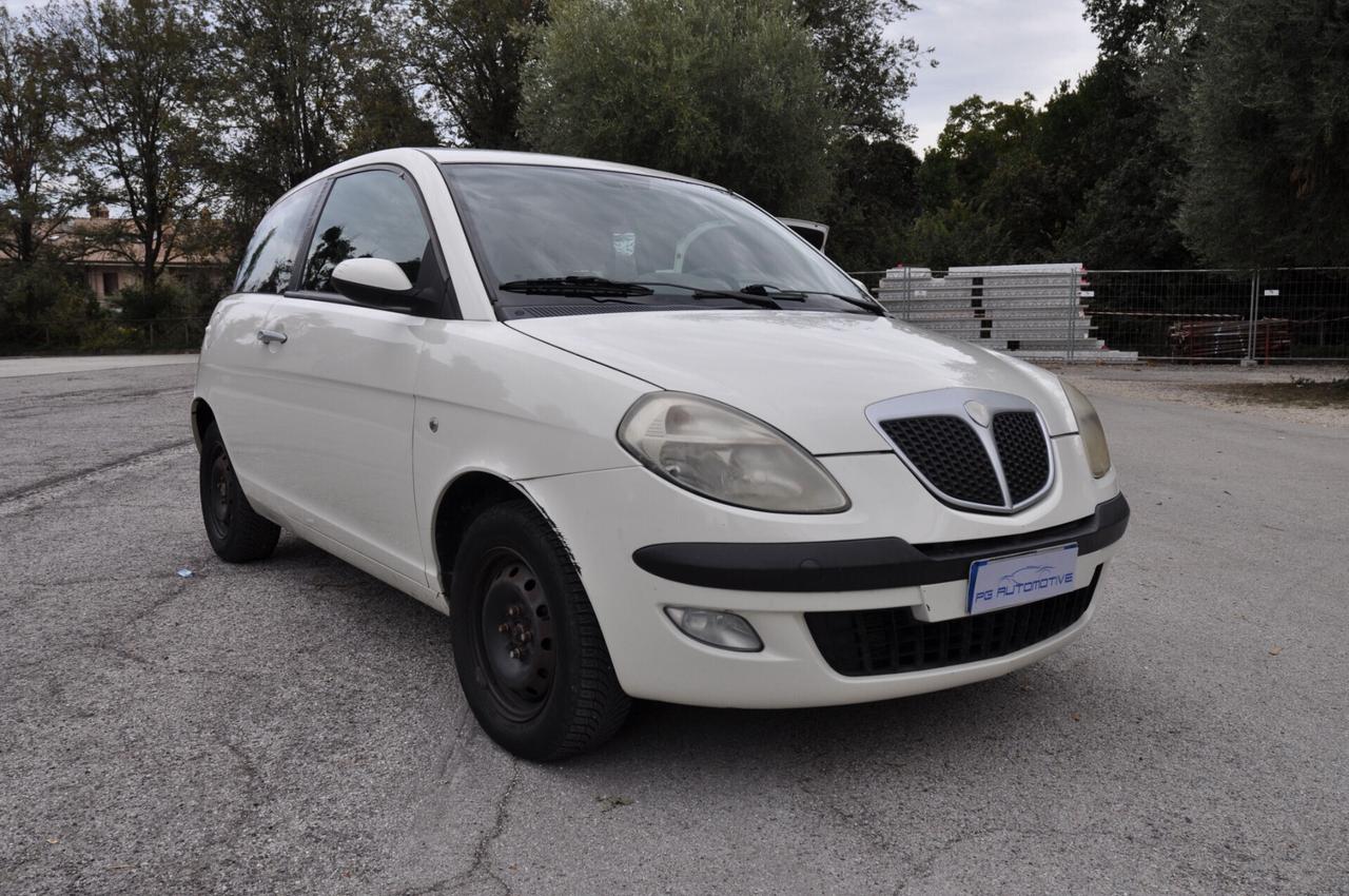 Lancia Ypsilon 1.3 Multijet 16V Momo Design NEOPATENTATI