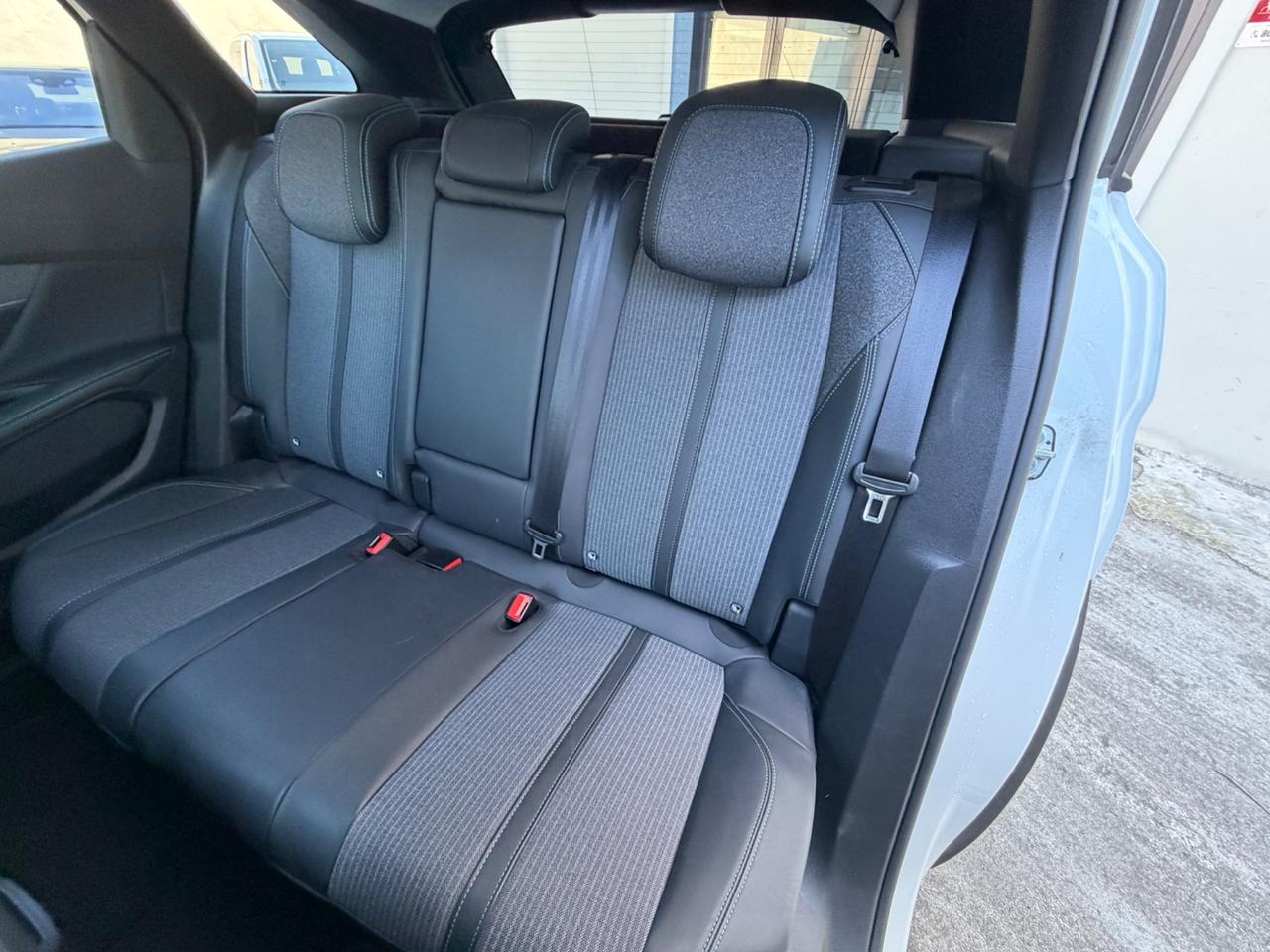 Peugeot 3008 BlueHDi 130 S&S EAT8 Allure Pack