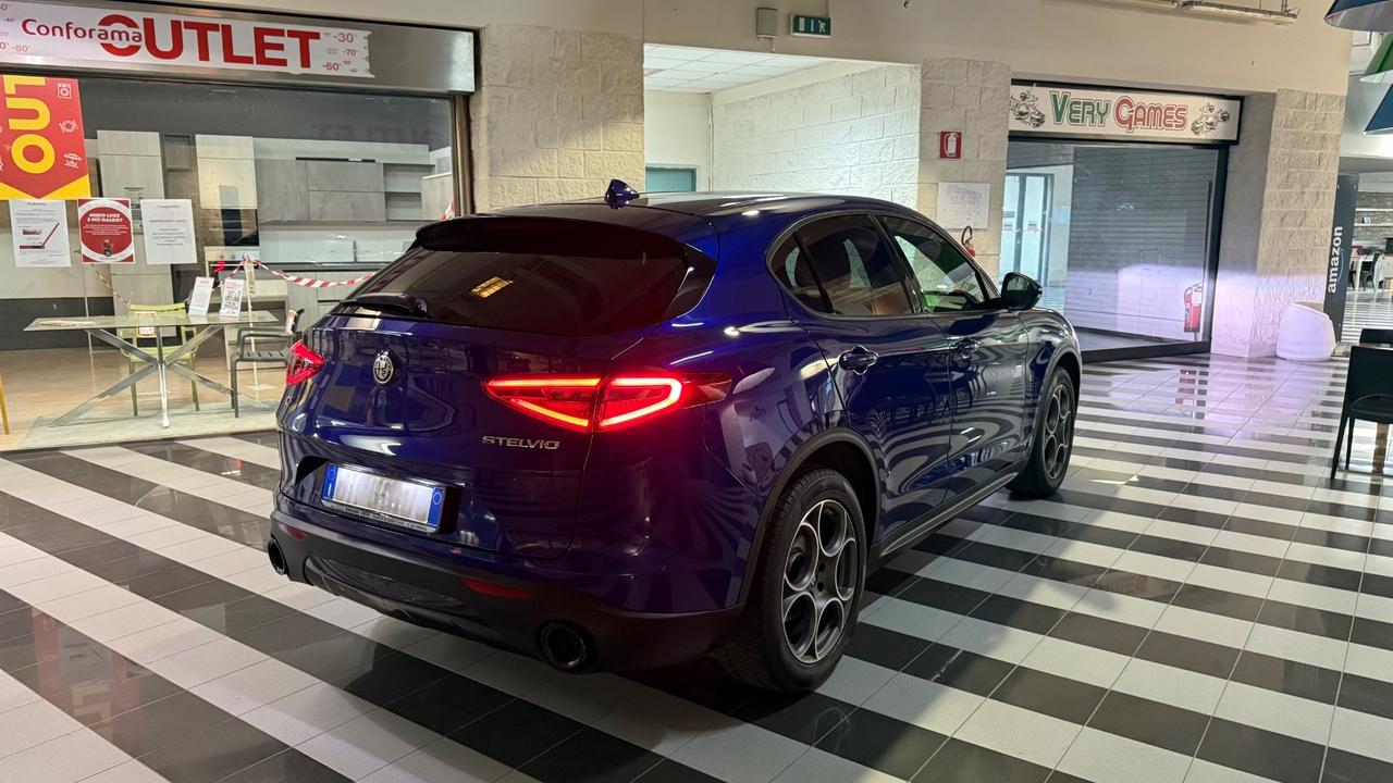 Alfa Romeo Stelvio 2.2 TD 190 CV Q4 Sprint 12/2022
