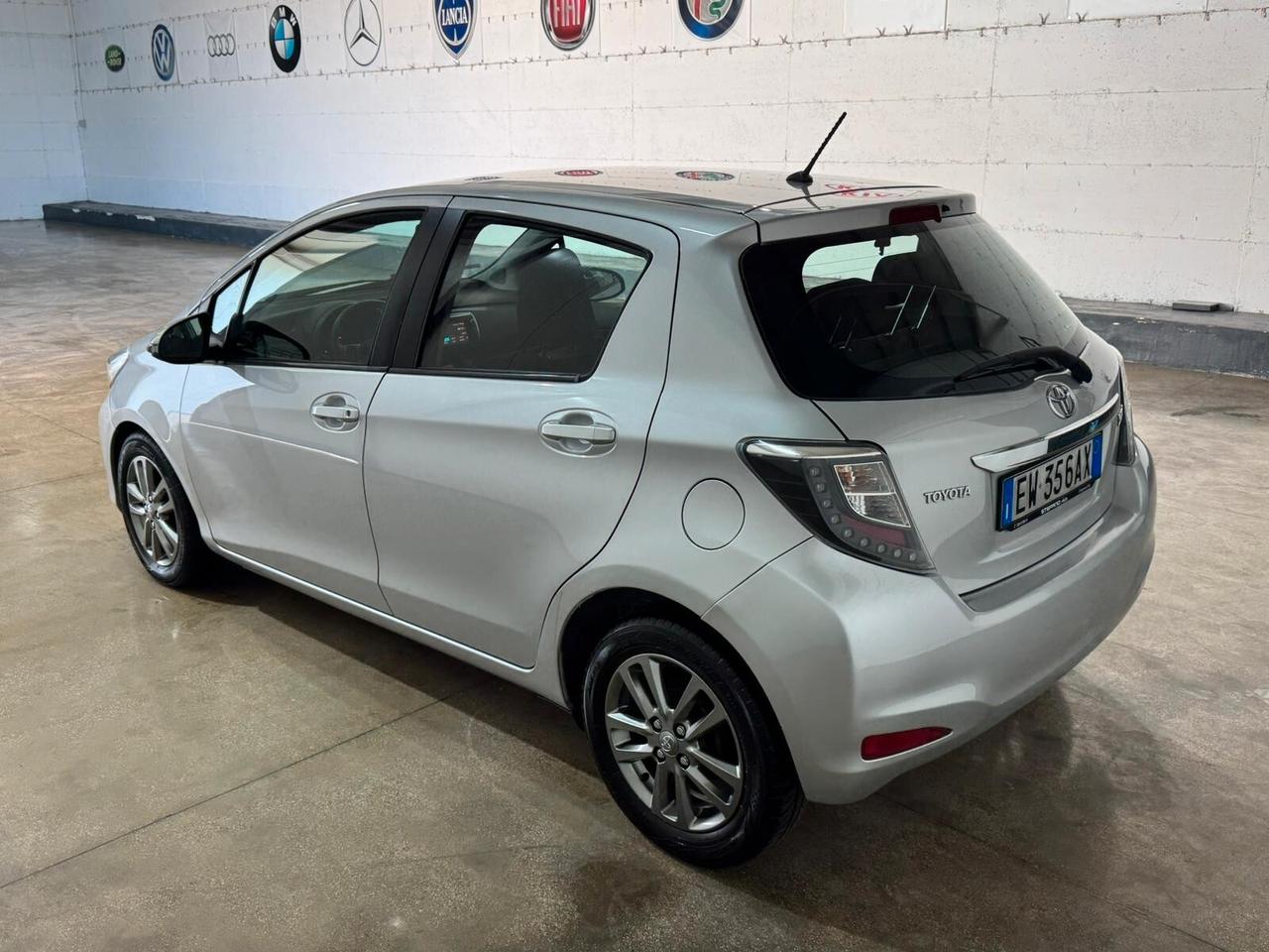 Toyota Yaris 1.4 D-4D 5 porte Lounge