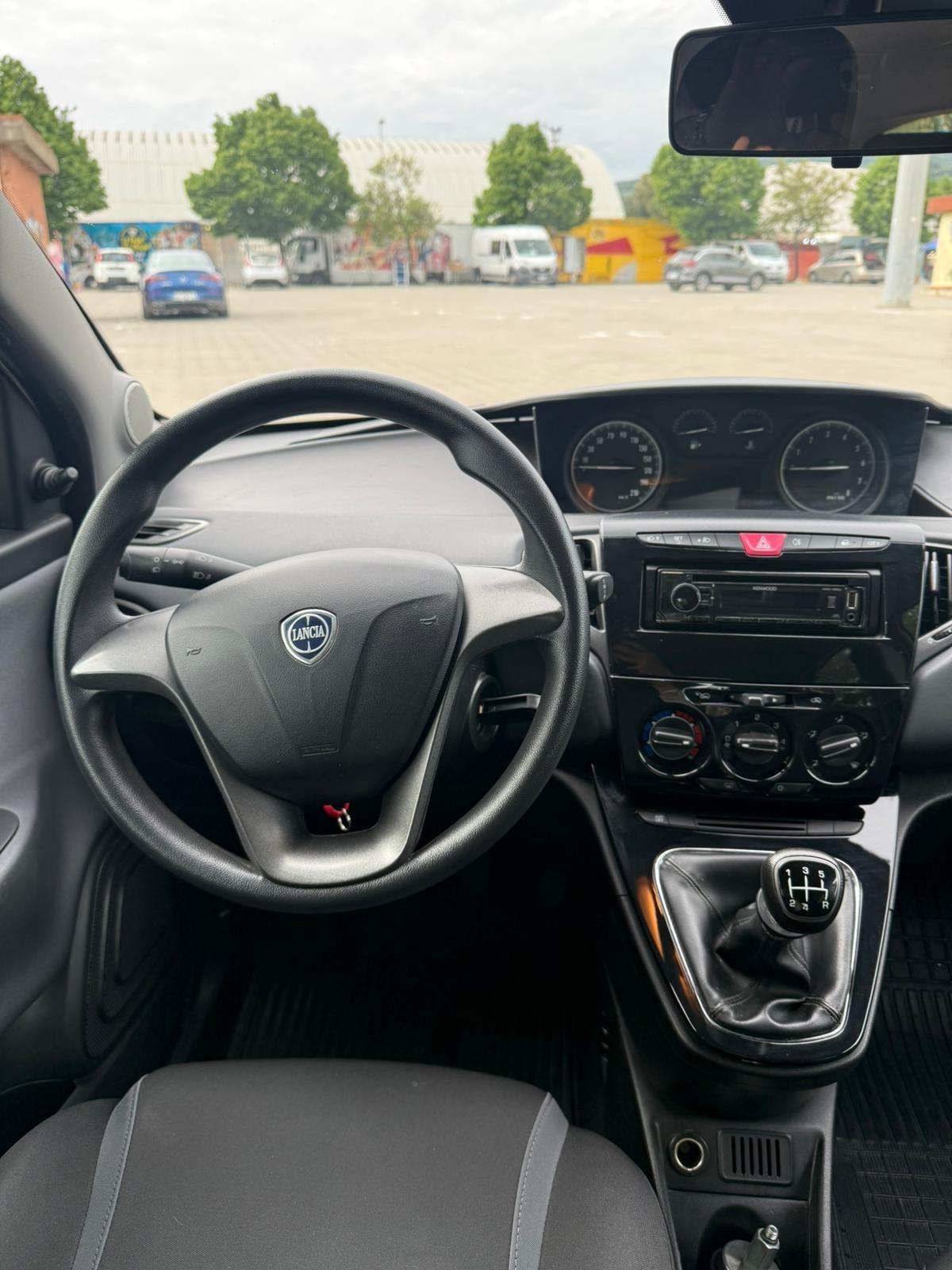 Lancia Ypsilon 1.2 69 CV 5 porte GPL Ecochic Unyca