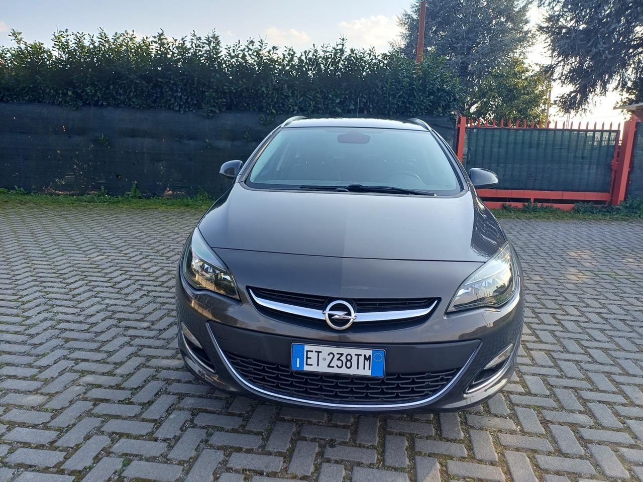 Opel Astra 1.7 CDTI 110CV Sports Tourer Cosmo