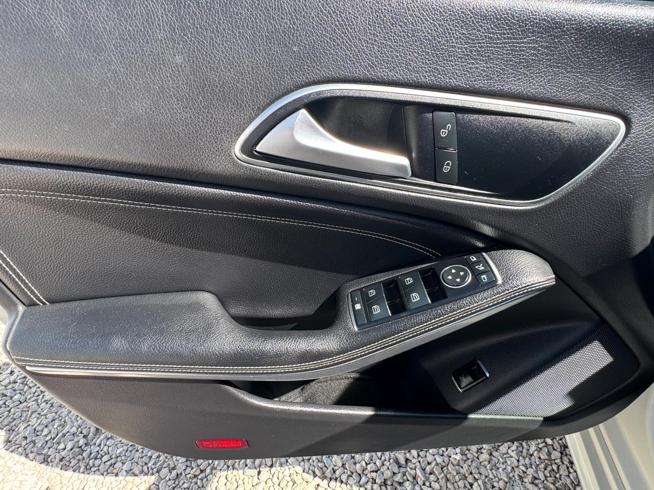 Mercedes-benz CLA 220 CDI Automatic Premium full otional cambio automatico certificata mercedes 2015