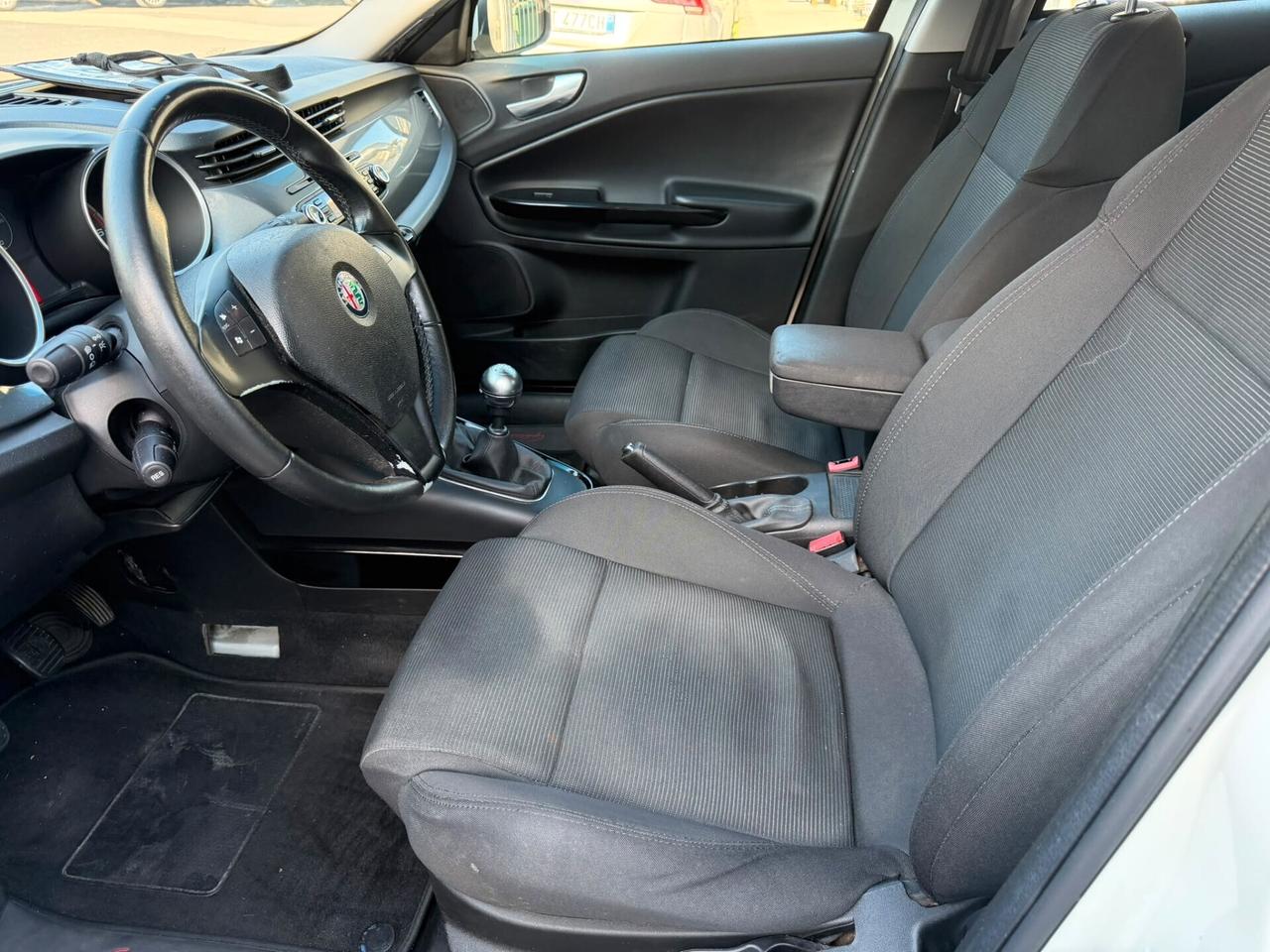 Alfa Romeo Giulietta 1.6 JTDm-2 105 CV Distinctive
