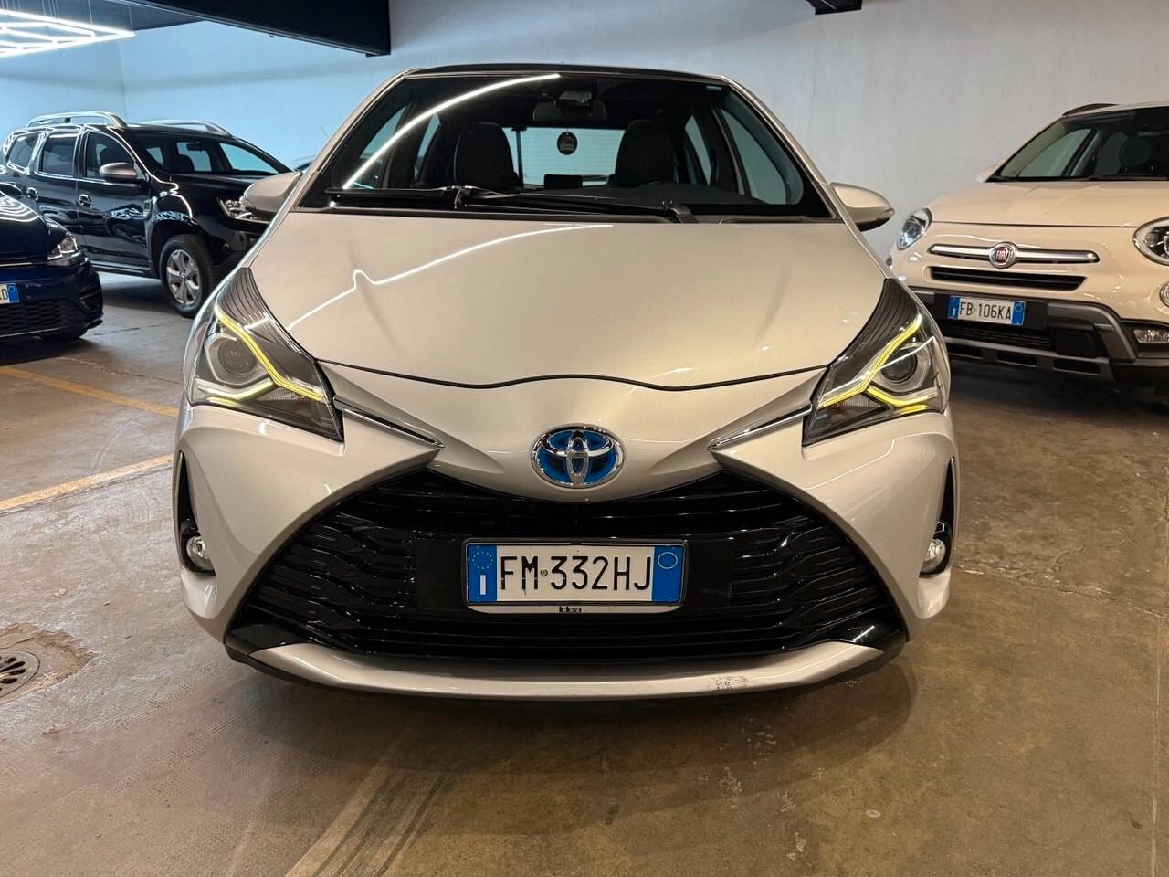 Toyota Yaris 1.5 Hybrid Style TETTO PANORAMICO