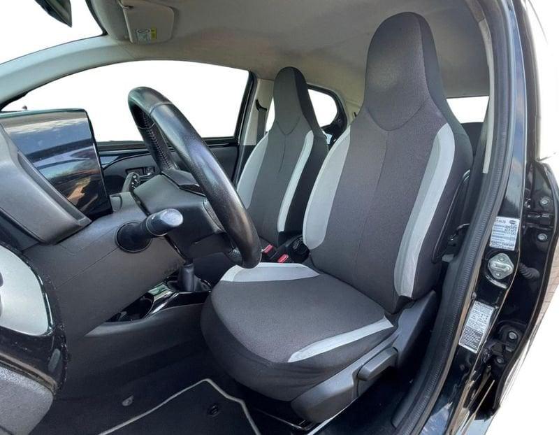 Toyota Aygo Aygo 1.0 VVT-i 69 CV 3 porte x-clusiv