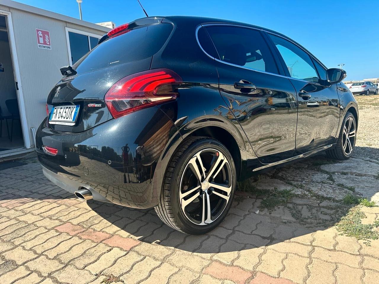 Peugeot 208 BlueHDi 120 S&S 5 porte GT Line