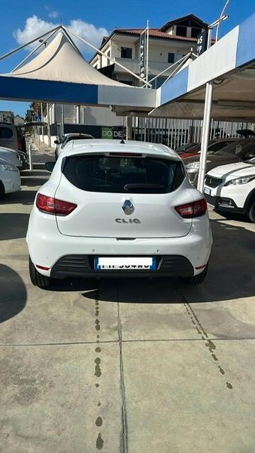 RENAUTL CLIO 2018 GPL CASA MADRE !
