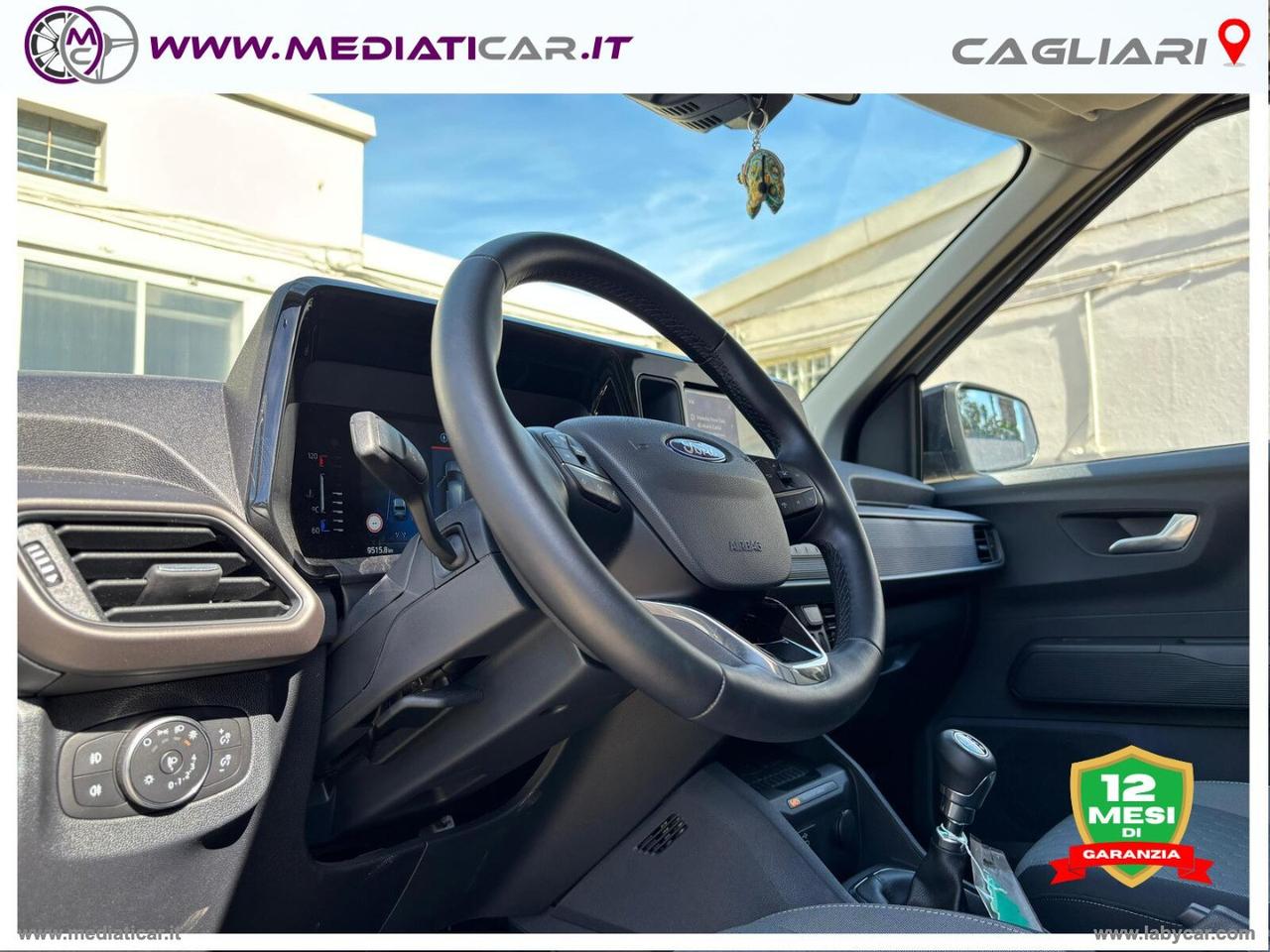 FORD Tourneo Courier 1.0 EcoBoost Titanium