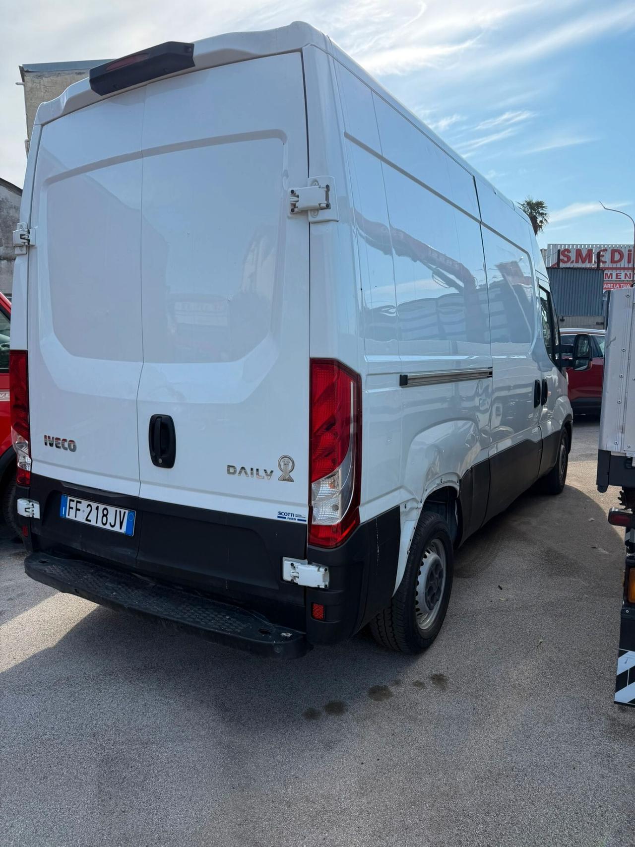 Iveco Daily con 160.000 km