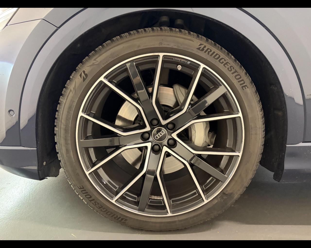 AUDI Q8 50 TDI MHEV QUATTRO TIPTRONIC S LINE EDITION